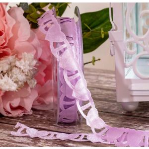 18mm lilac linked heart ribbon by Berisfords Ribbons article 70005