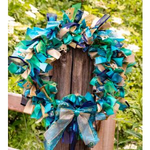 P{peacock inspired wreath kit