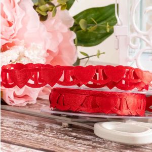 18mm red linked heart ribbon by Berisfords Ribbons article 70005