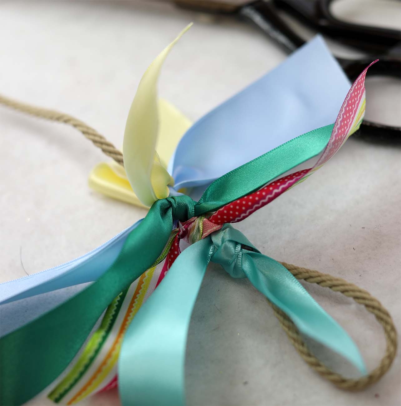 Knotted ribbons on the garland